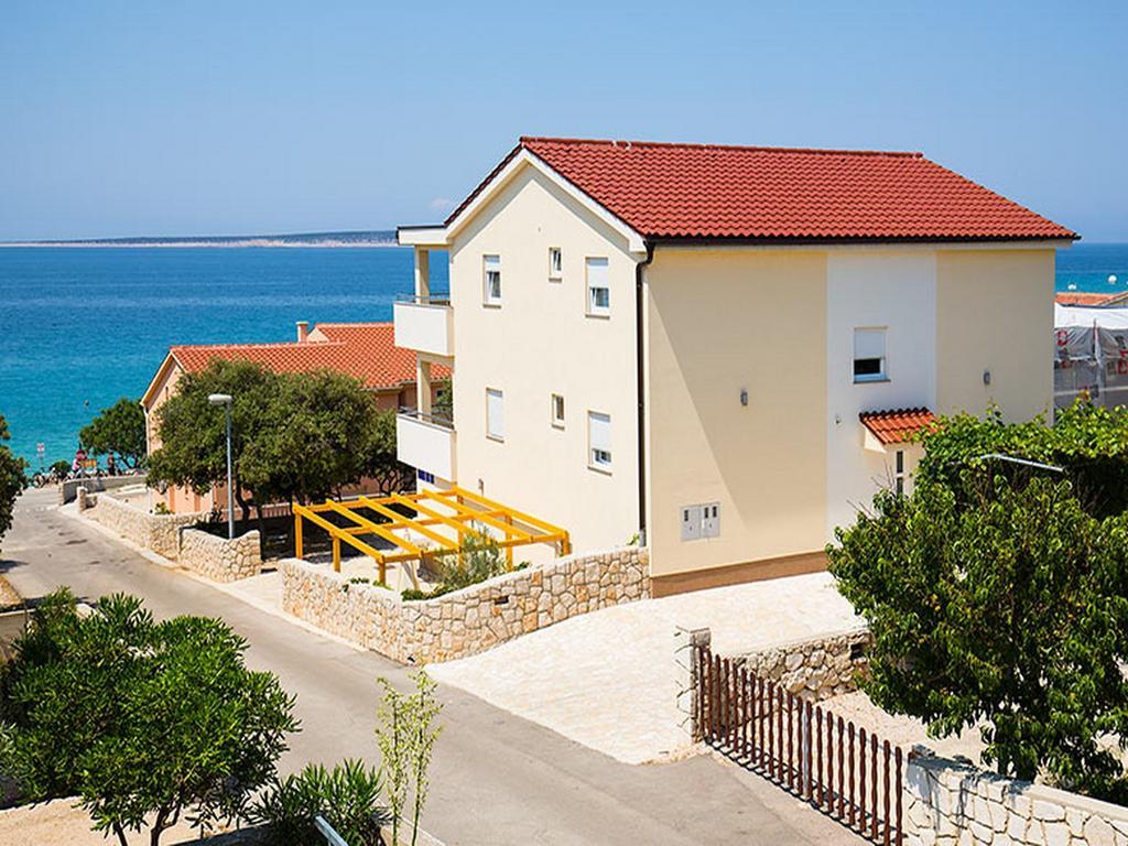 Apartments Cikac II - Modern Apartments By The Beach Mandre Exterior photo