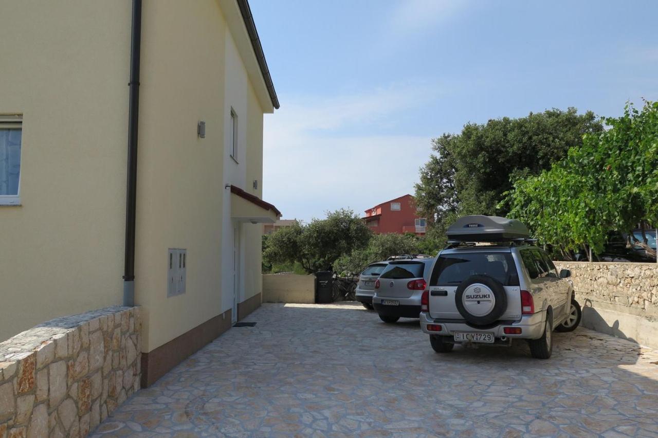 Apartments Cikac II - Modern Apartments By The Beach Mandre Exterior photo