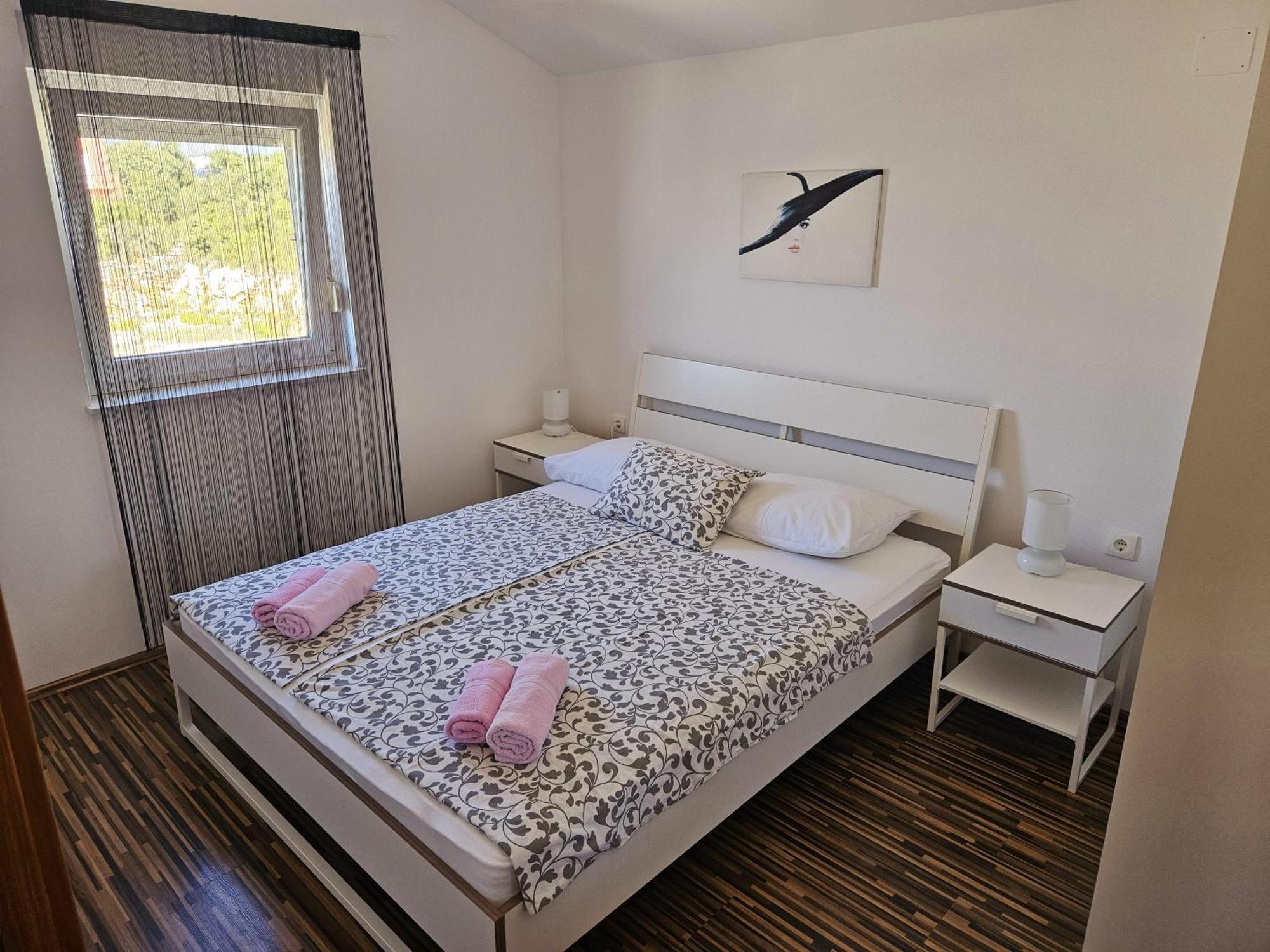 Apartments Cikac II - Modern Apartments By The Beach Mandre Exterior photo