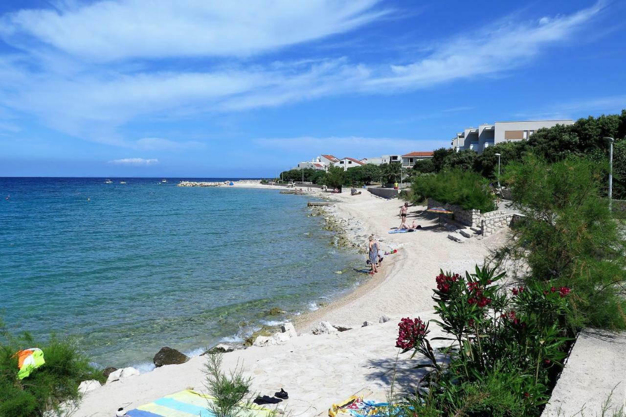 Apartments Cikac II - Modern Apartments By The Beach Mandre Exterior photo